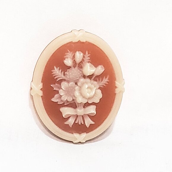 Avon Jewelry - Avon Flower Bouquet Cameo Silhouette Coral and Ivory Resin Pin Brooch Vintage 1"